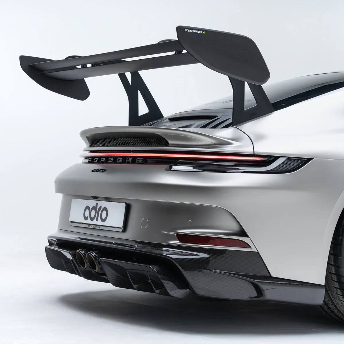 포르쉐 992 GT3 AT-P 스완넥 윙