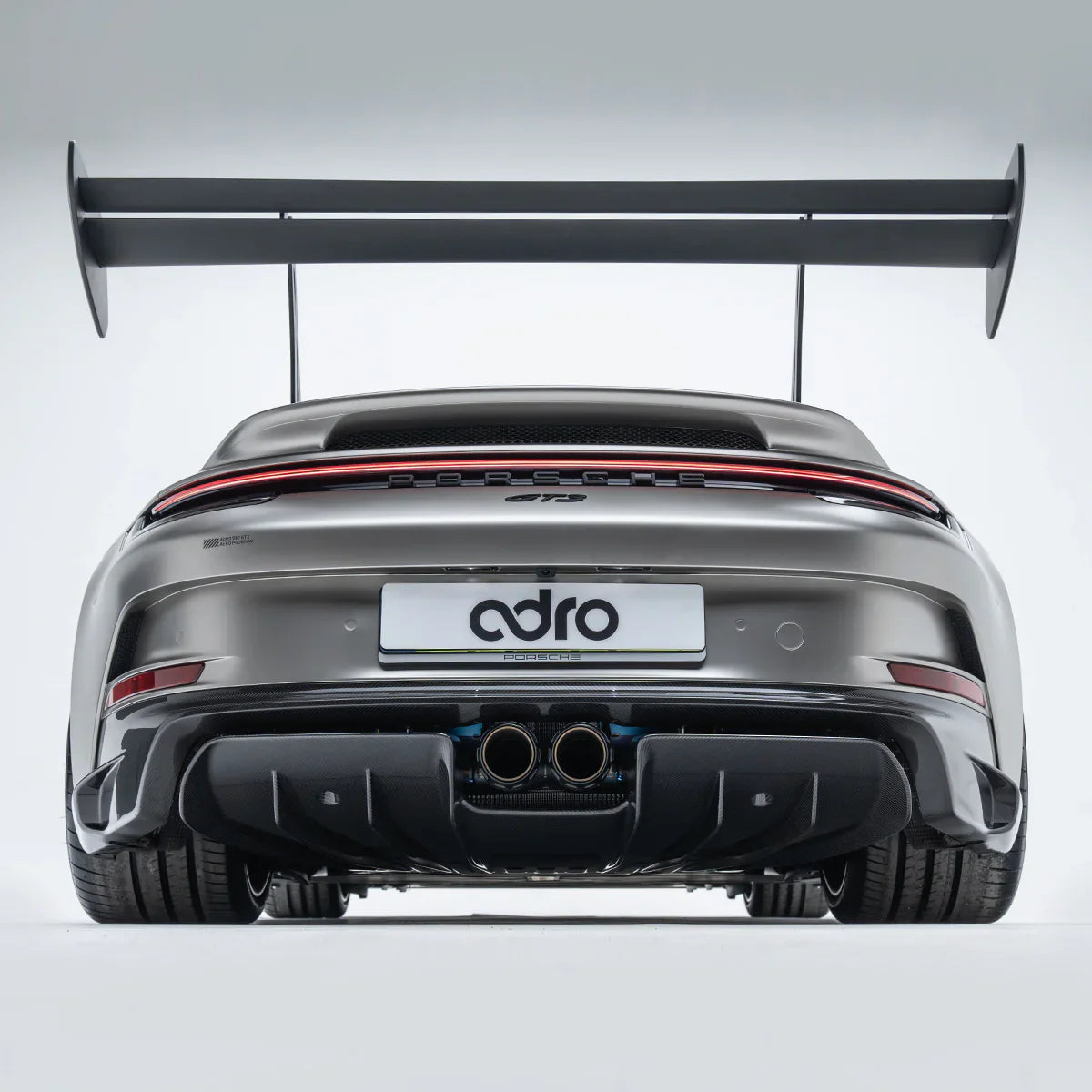 포르쉐 992 GT3 AT-P 스완넥 윙